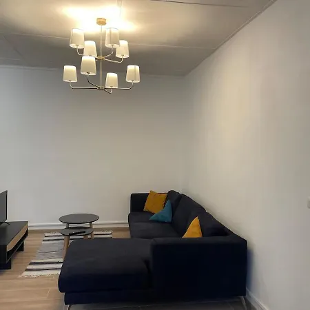 Juste A Cote De La Gare De Lejlighed *